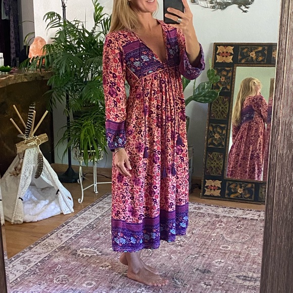 Spell Imitation Folktown Boho Gown in Blossom - Picture 13 of 16